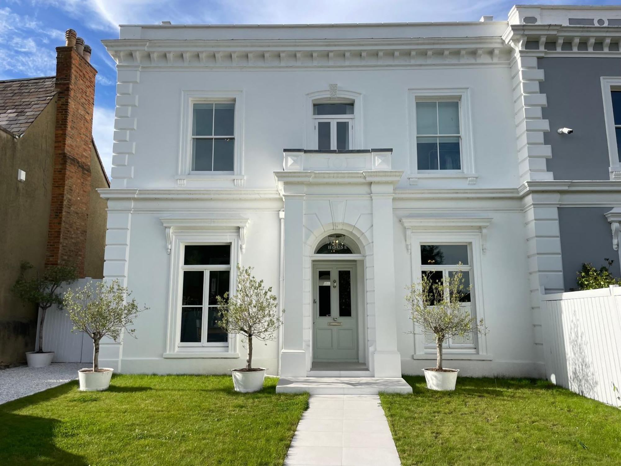 Willow House, Georgian Property In Шепъртън Екстериор снимка
